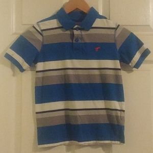Short sleeve polo style shirt